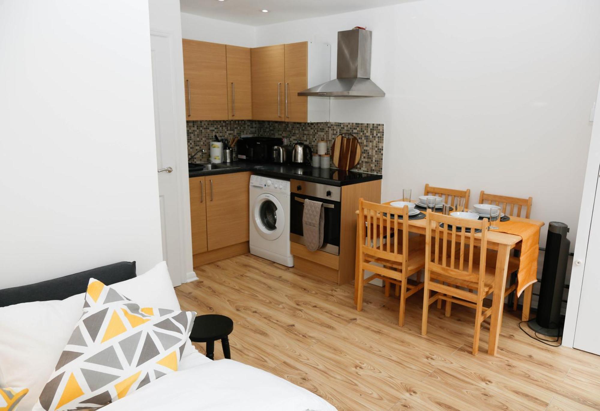 New Luxury Apartments In Central London Next To Shops, Cafes, Bars & Metro Extérieur photo