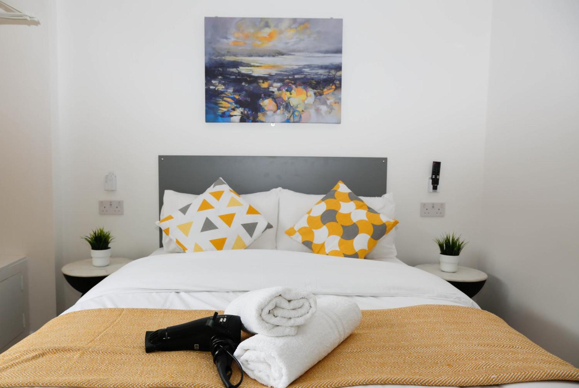 New Luxury Apartments In Central London Next To Shops, Cafes, Bars & Metro Extérieur photo